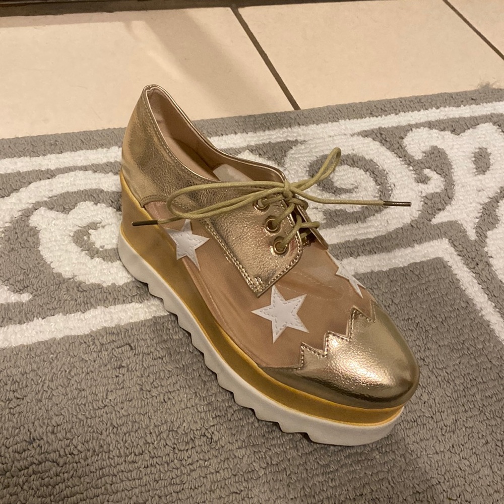 Via Ponky Collection Golden Platform Sneakers